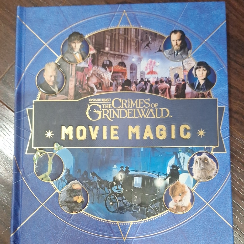 Fantastic Beasts: The Crimes of Grindelwald Movie Magic Book